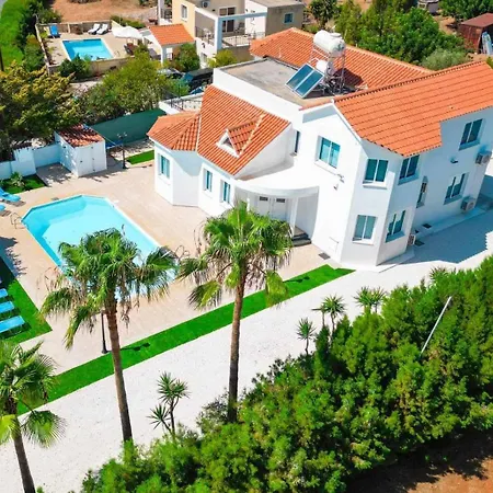Agios Georgios With Private Pool Willa