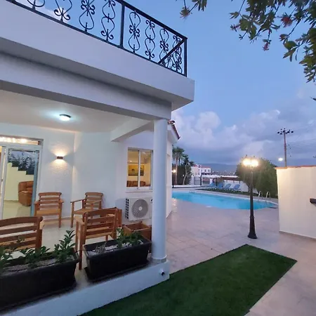 Willa Agios Georgios With Private Pool *