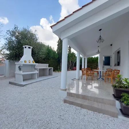 Willa Agios Georgios With Private Pool *